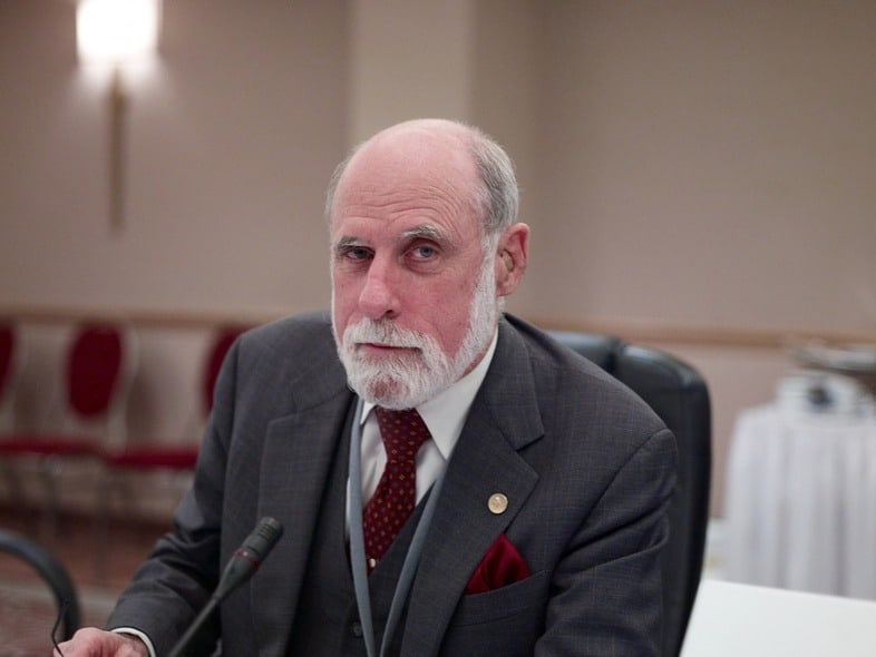 potencial do Facebook vint cerf