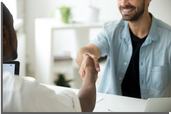 Quais s o os benef cios de implementar um CRM  - 75