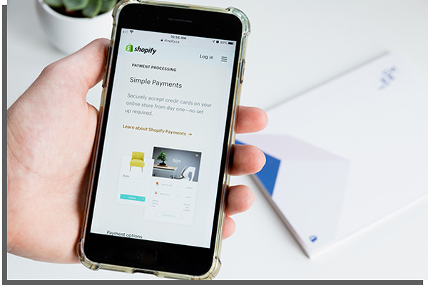 criar sites é uma das formas para trabalhar em casa que dá lucro