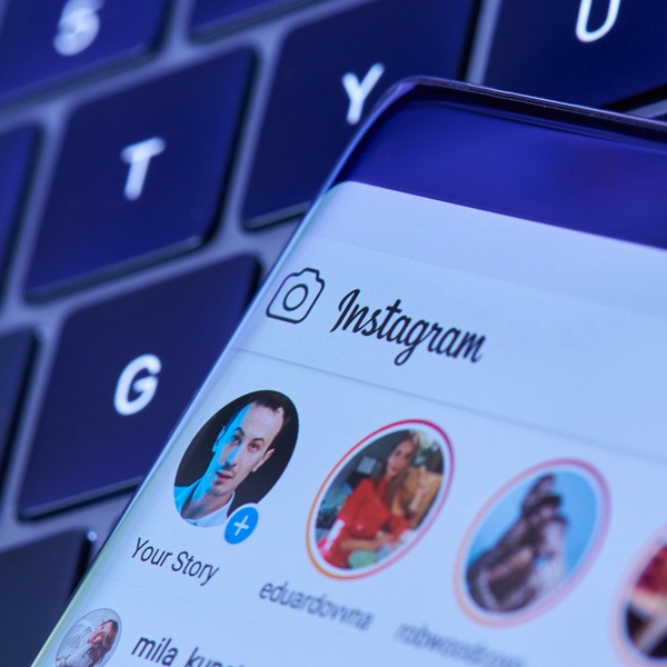 Usar enquetes no Instagram: quais os benefícios? | AppTuts
