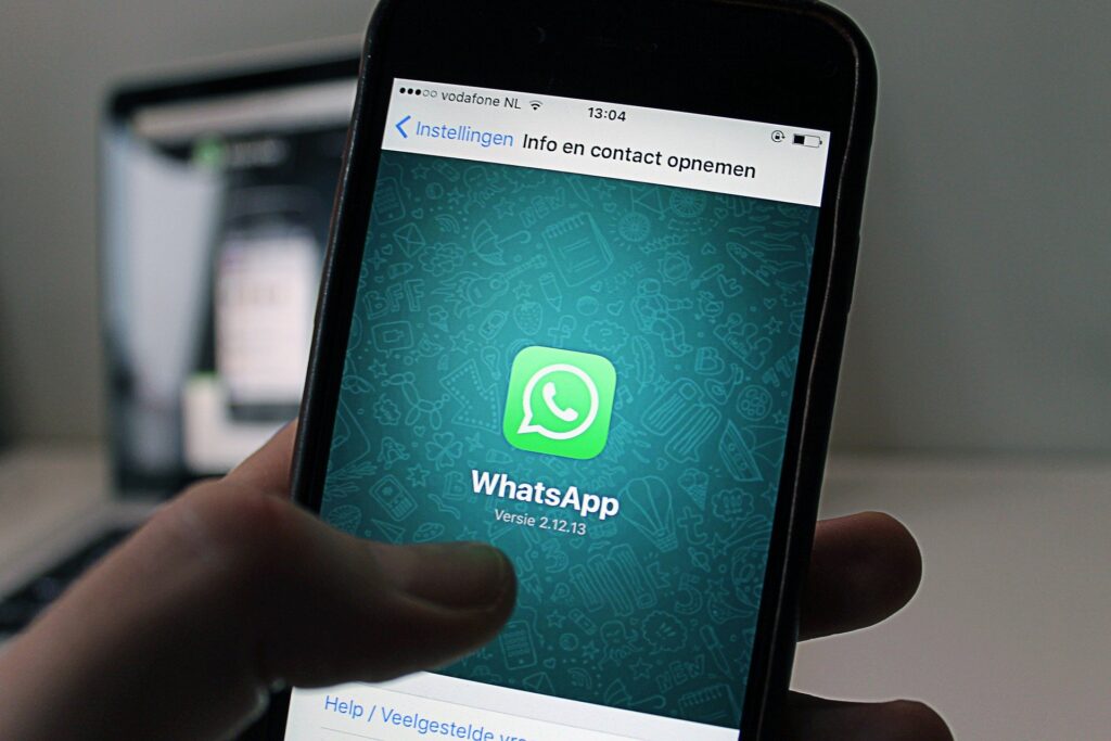 Whatsapp autorizará ”esconder” visto por último