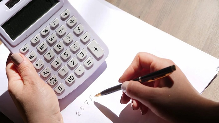 organize your budget how to start an e-commerce